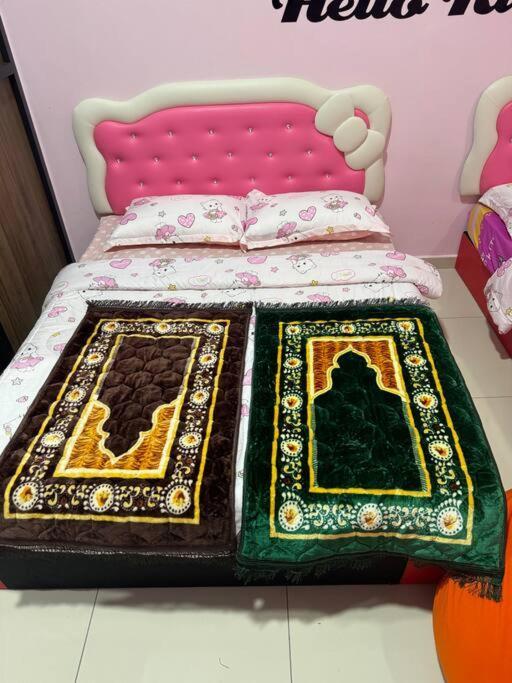Hello Kitty Homestay - Cameron Highlands - Spacious Studio - Perfect For Families - Sleeps 4 And Baby Tanah Rata Esterno foto